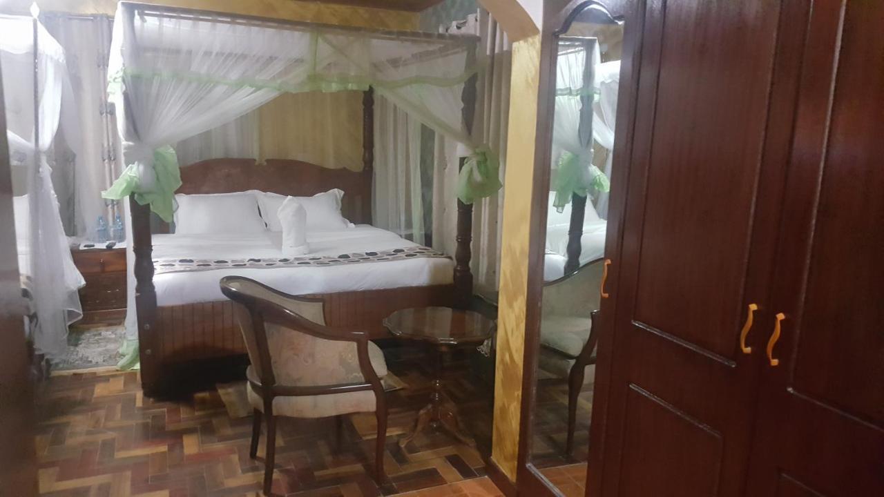 Zarita Boutique Hotel 3*